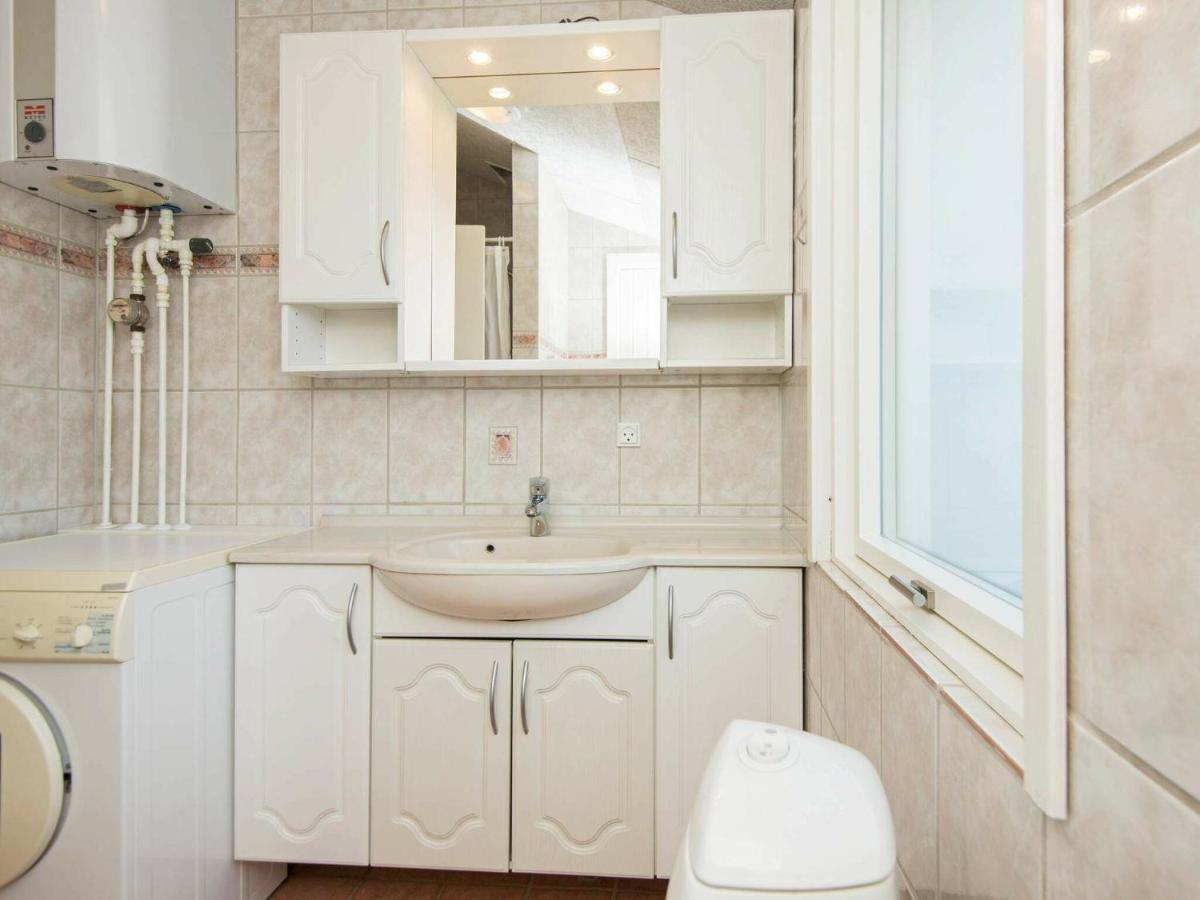 8 Person Holiday Home In B Rkop Egeskov  Екстер'єр фото